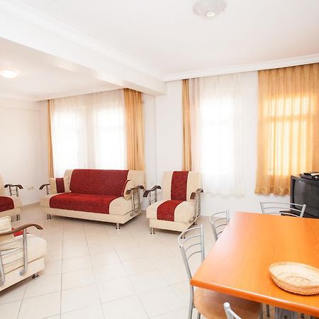 Yalcinkaya Apart Hotel Çeşme Buitenkant foto