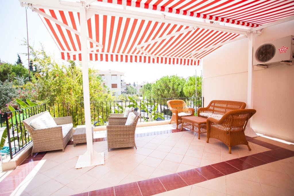 Yalcinkaya Apart Hotel Çeşme Buitenkant foto