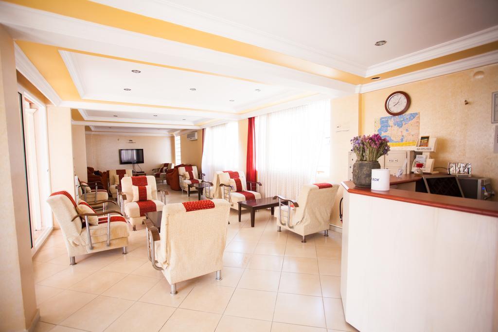 Yalcinkaya Apart Hotel Çeşme Buitenkant foto