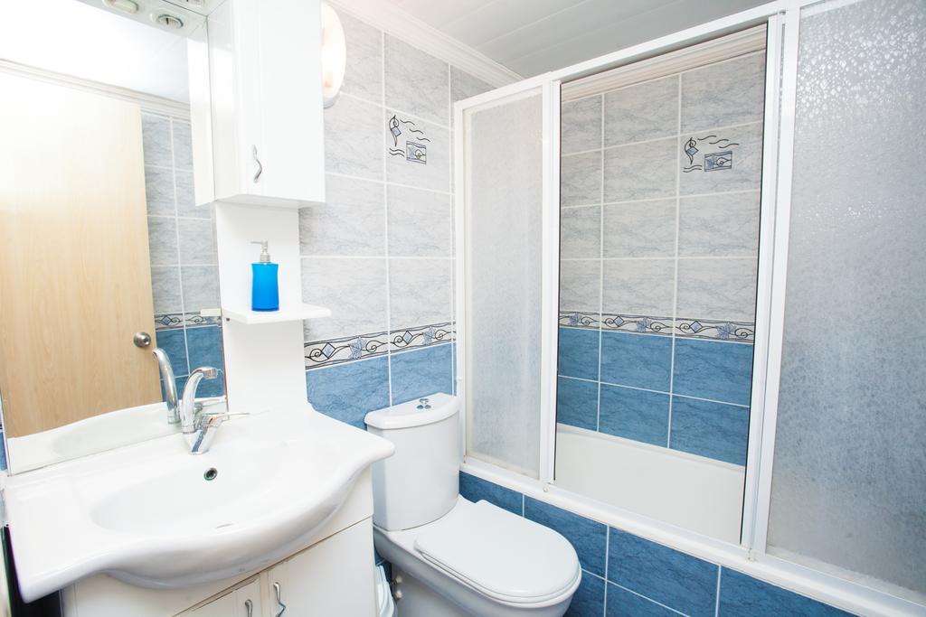 Yalcinkaya Apart Hotel Çeşme Buitenkant foto